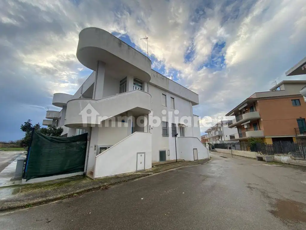 Trilocale buono stato, primo piano, Chieuti - foto 2