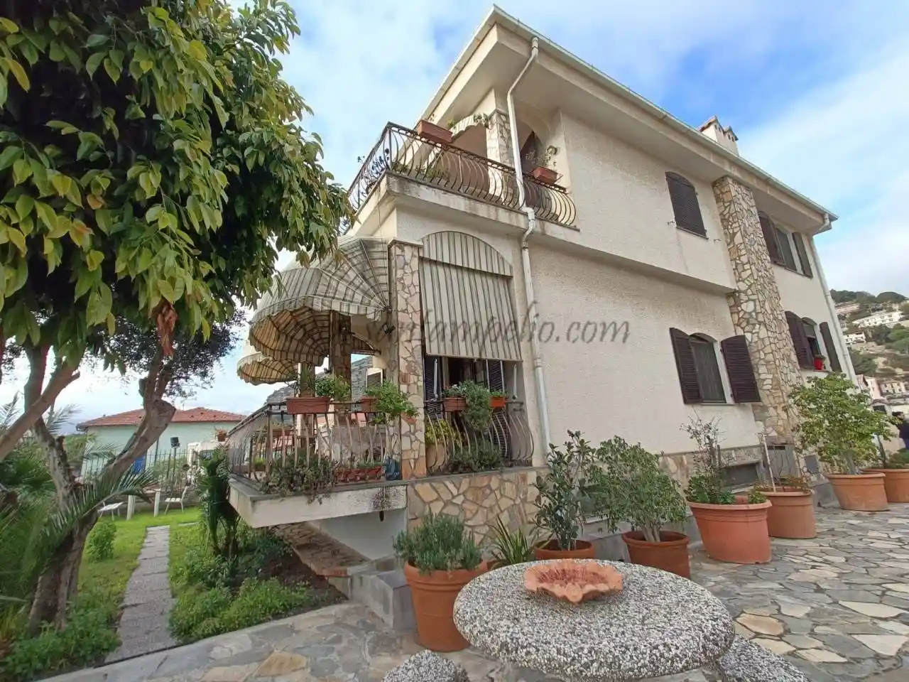 Villa in vendita a Ventimiglia