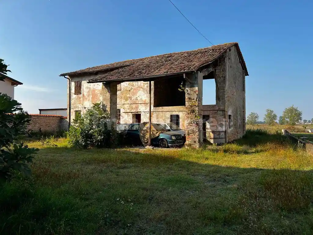 Rustico - Casale in vendita a Dovera