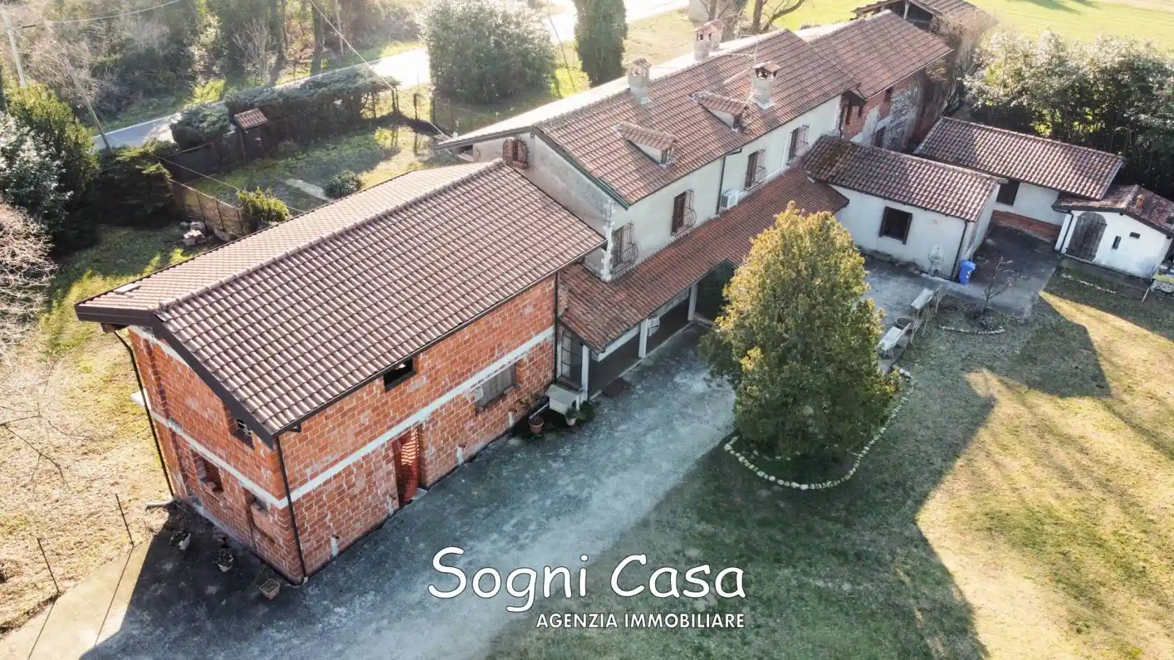 Rustico - Casale in vendita a Bellinzago Novarese