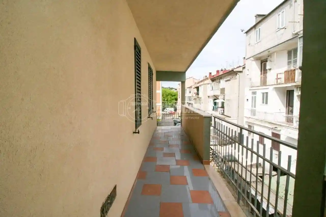 Palazzo - Edificio in vendita a Ancona