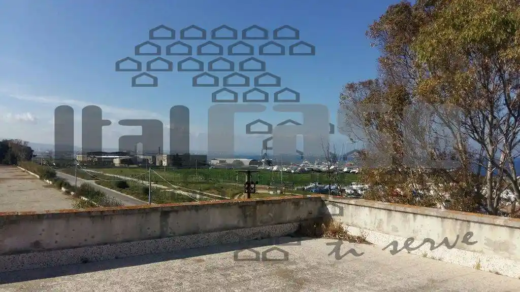 Appartamento in vendita a Augusta