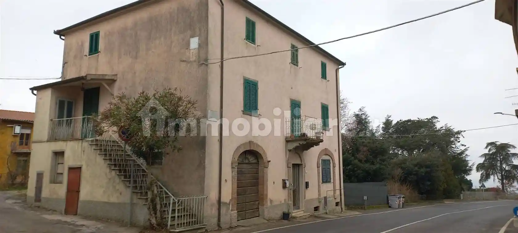 Palazzo - Edificio in vendita a Scansano