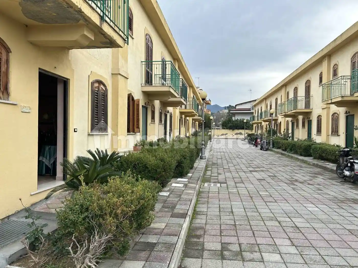 Villa in vendita a Barcellona Pozzo di Gotto