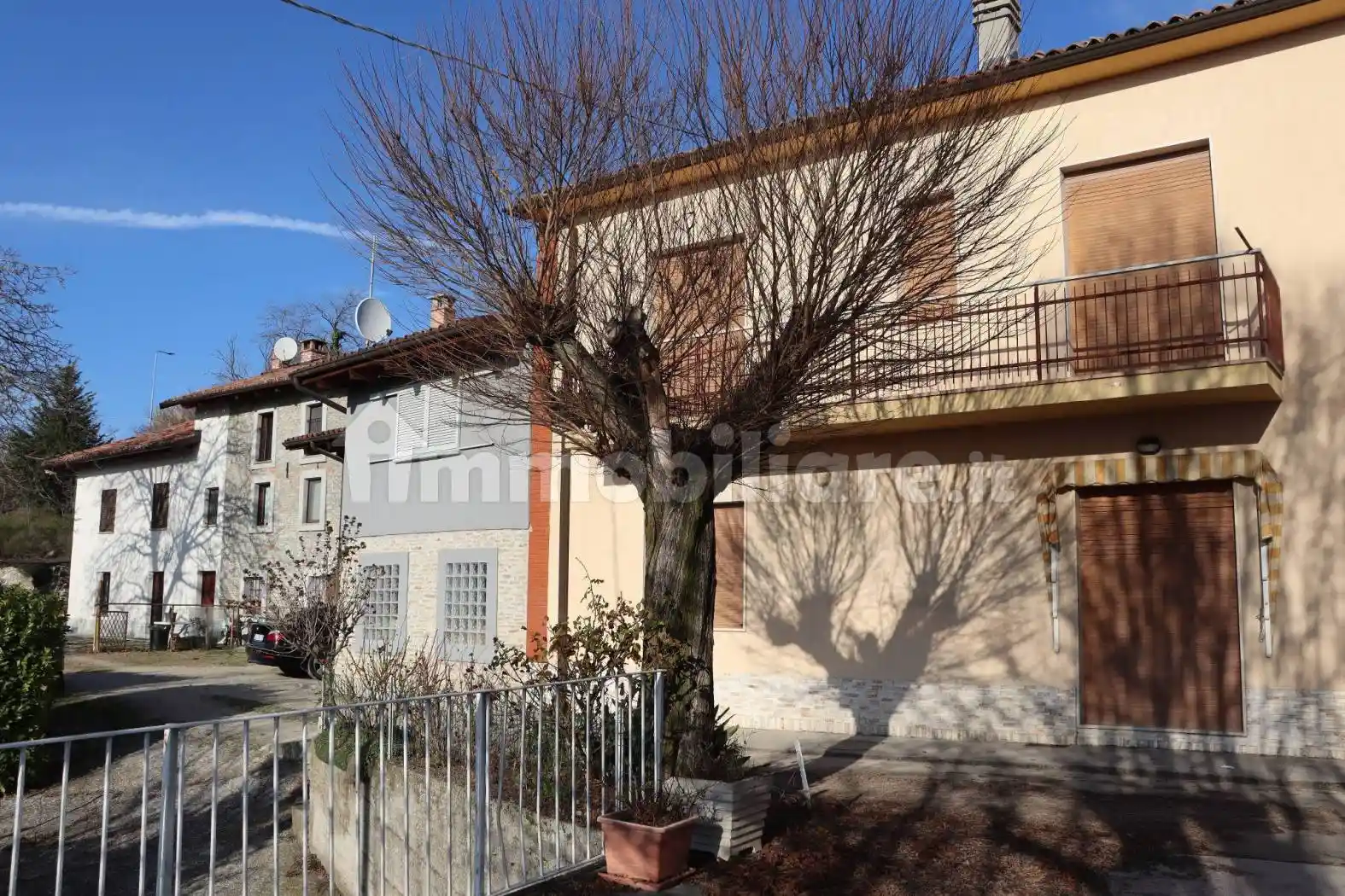 Villa unifamiliare frazione Valdivilla 101, Valdivilla, Santo Stefano Belbo - foto 3