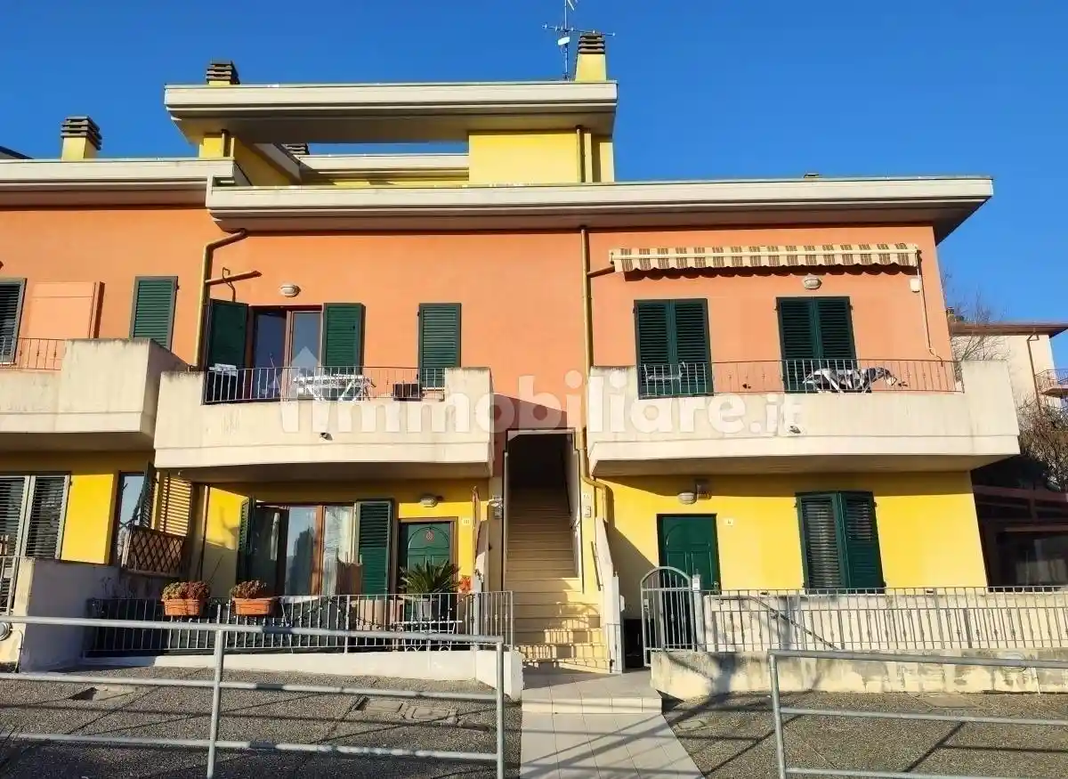 Appartamento in vendita a Trecastelli