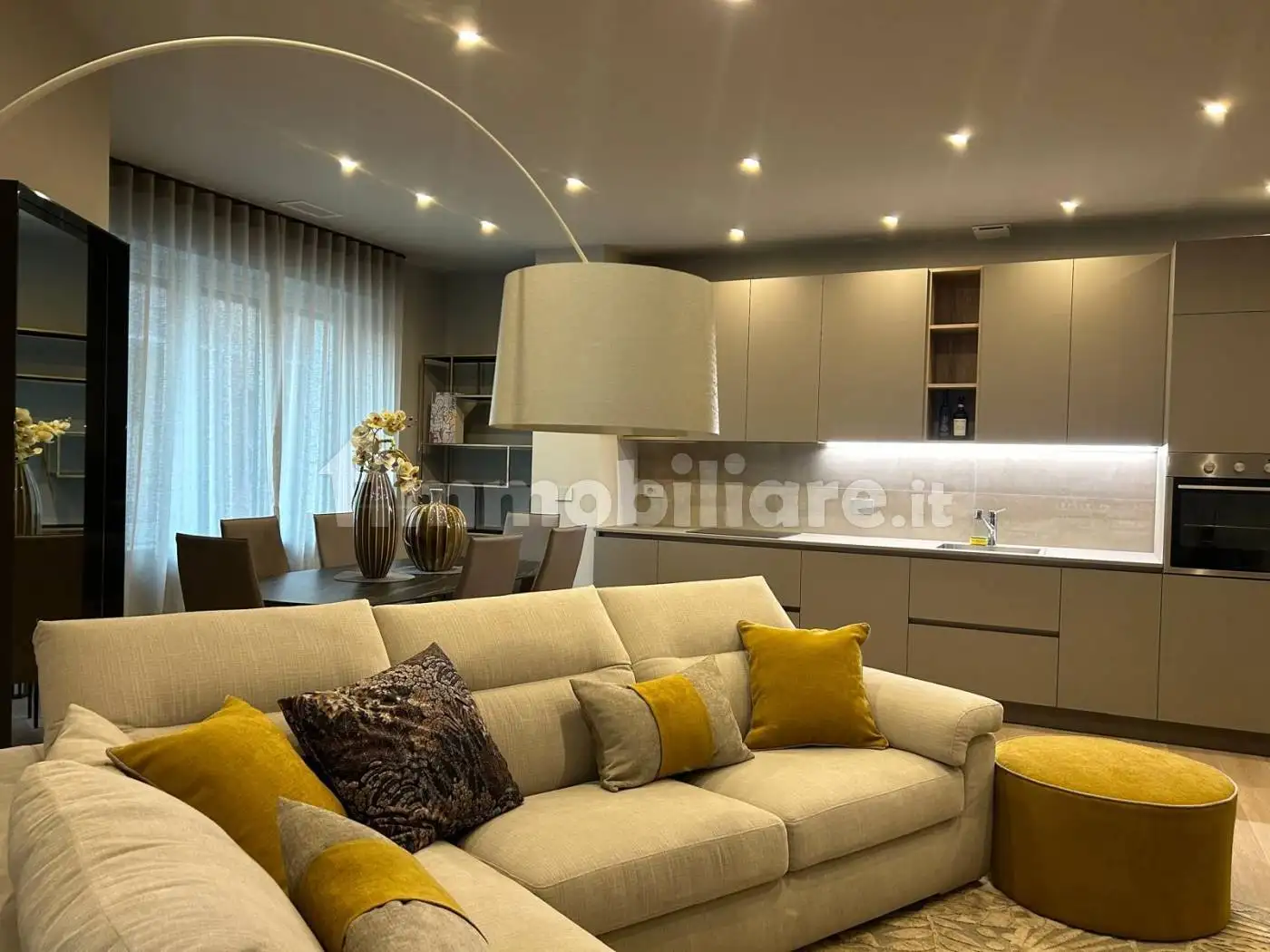 Appartamento in affitto a Alba