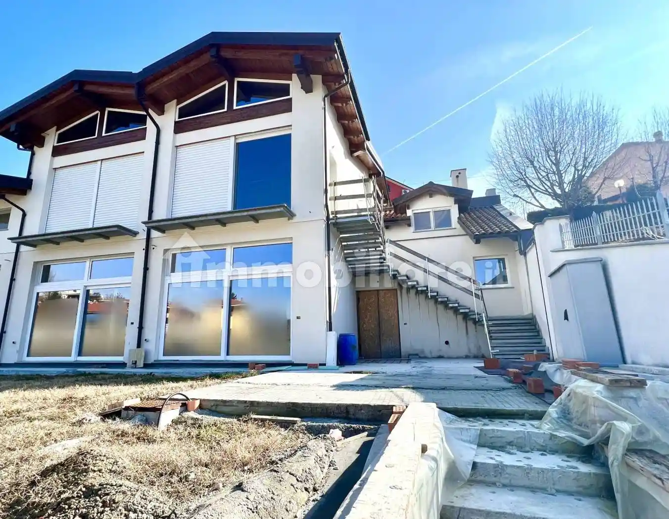 Villa in vendita a Monticello d'Alba