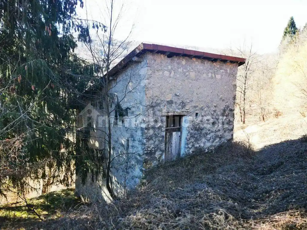 Rustico - Casale in vendita a Alta Valle Intelvi