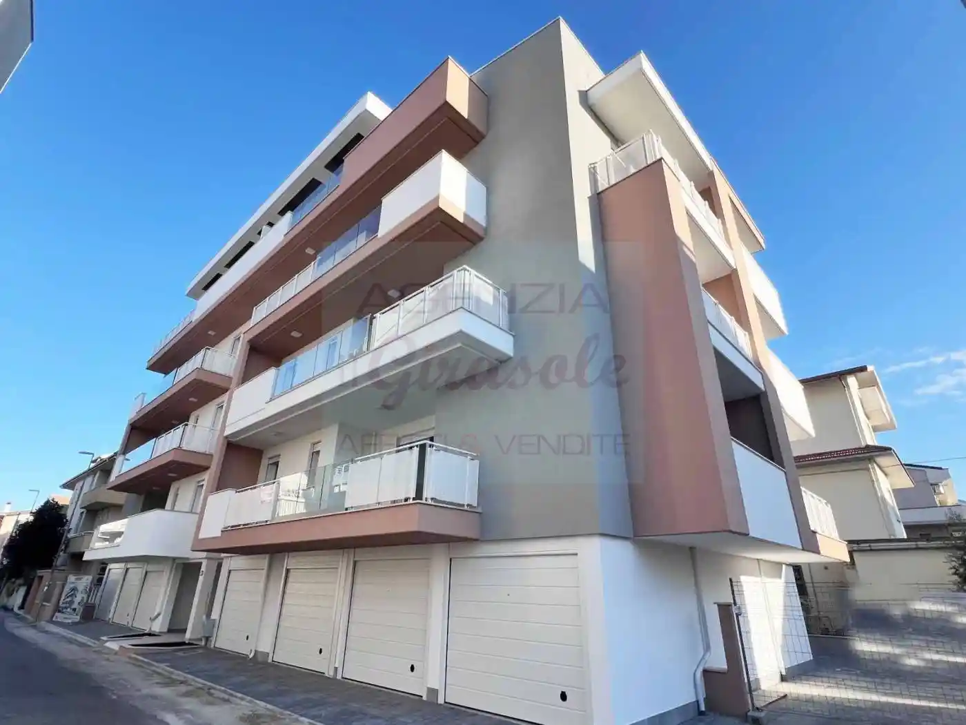 Trilocale via Firenze, Centro, Alba Adriatica - foto 2