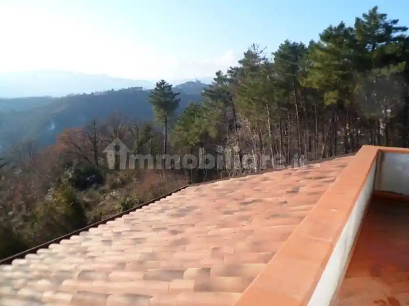 Villa in vendita a Luni