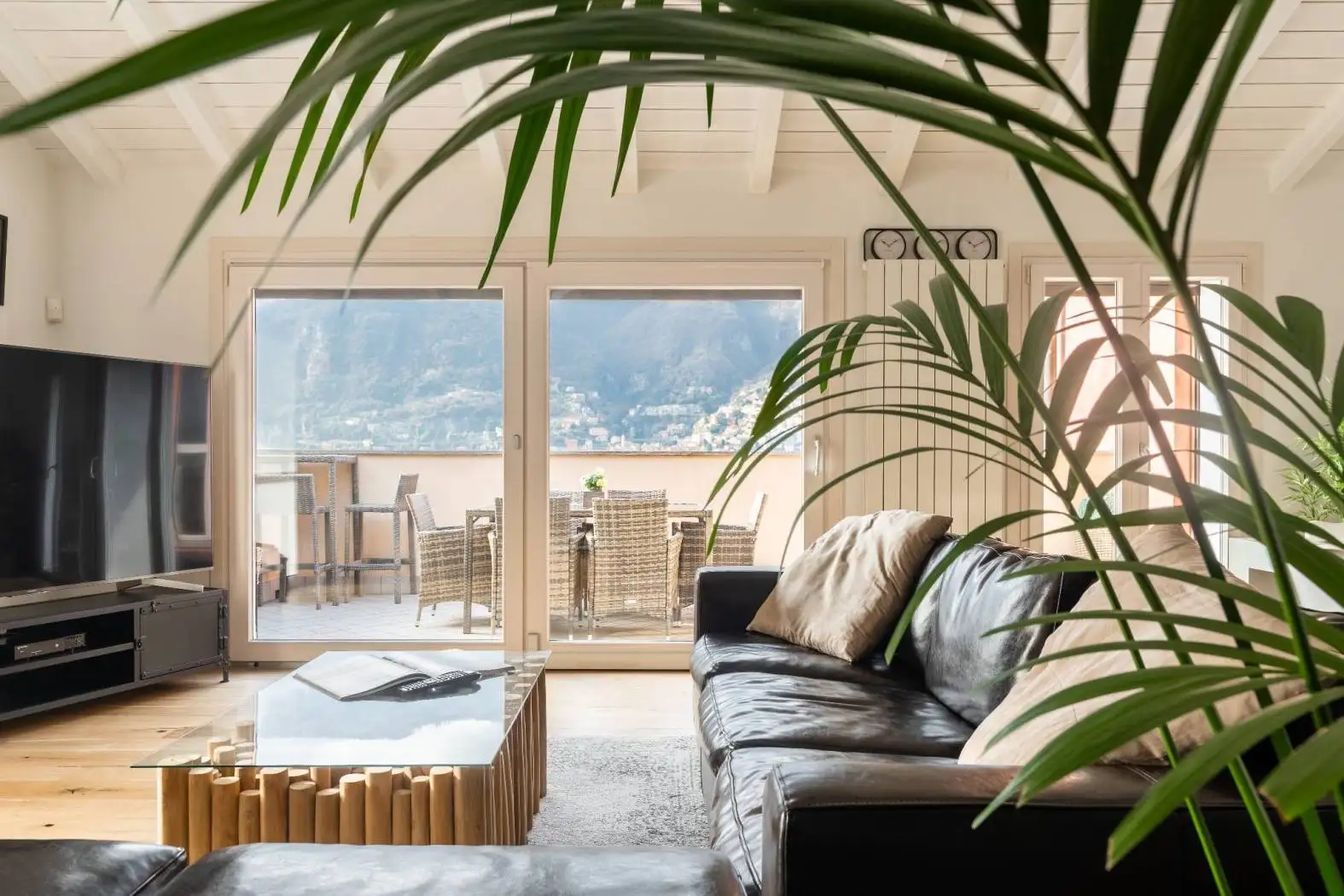 Appartamento in vendita a Torno