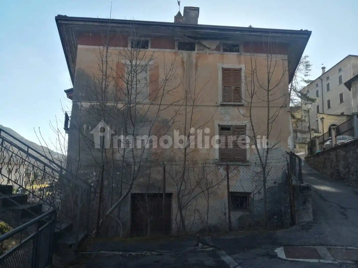 Villa in vendita a Temù