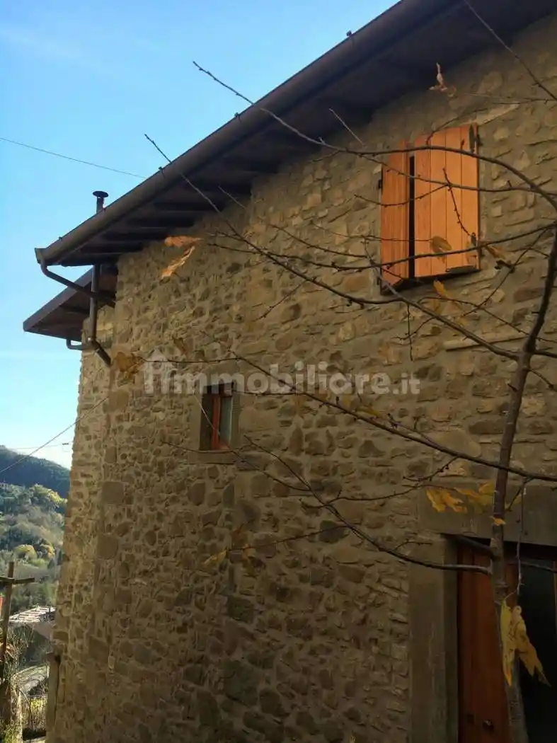 Palazzo - Edificio in vendita a Pistoia