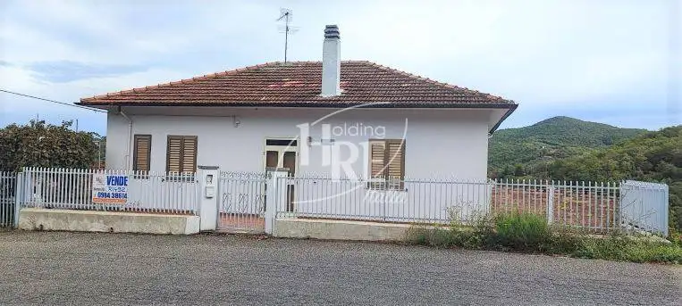 Villa in vendita a Santa Sofia d'Epiro