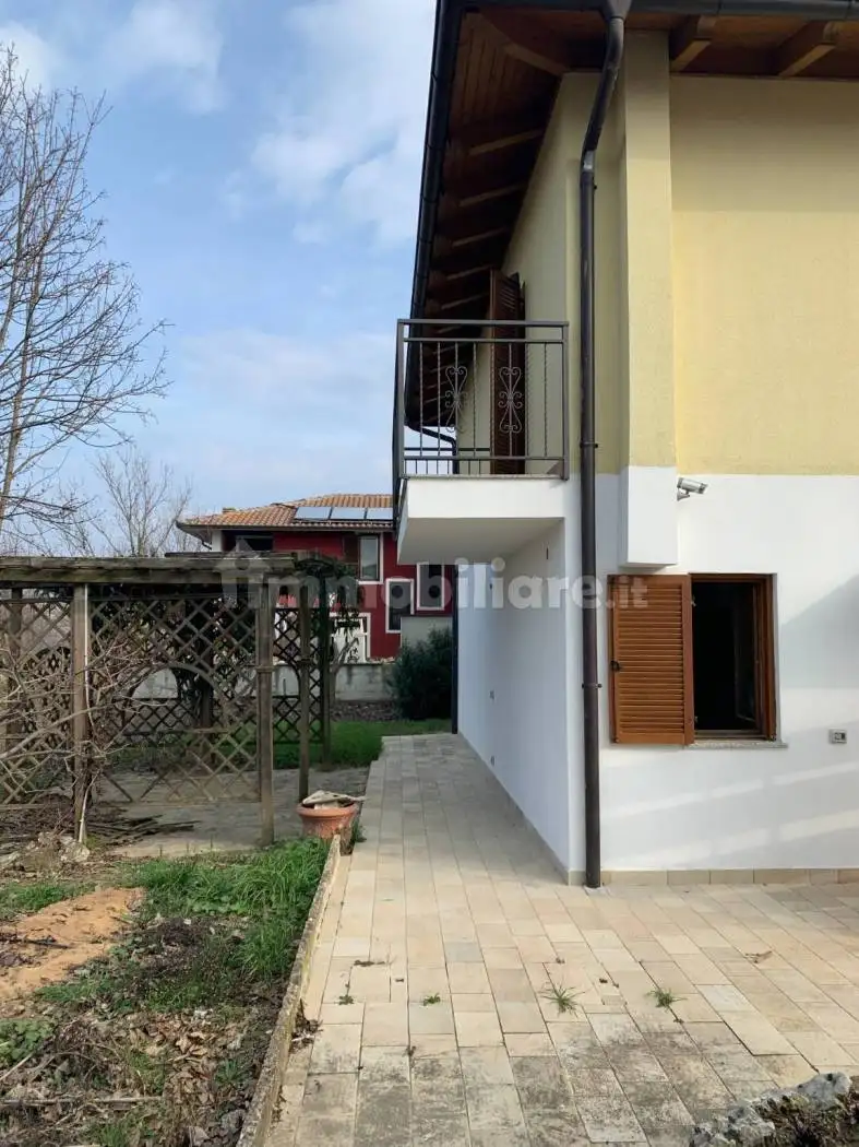 Villa in vendita a Mornico Losana