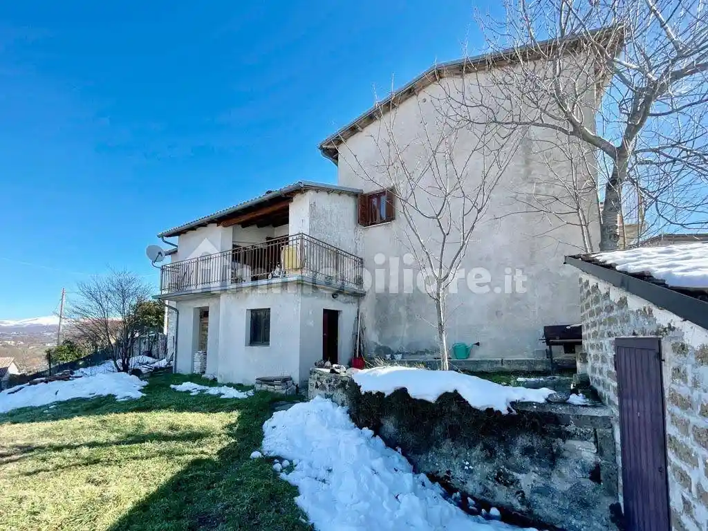 Appartamento in vendita a Cascia