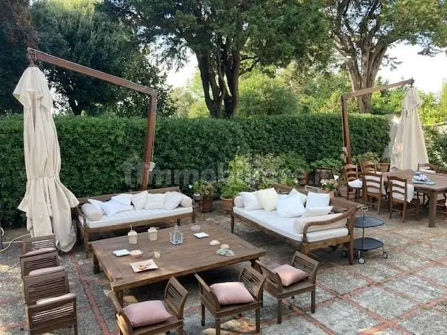 Villa in vendita a Livorno