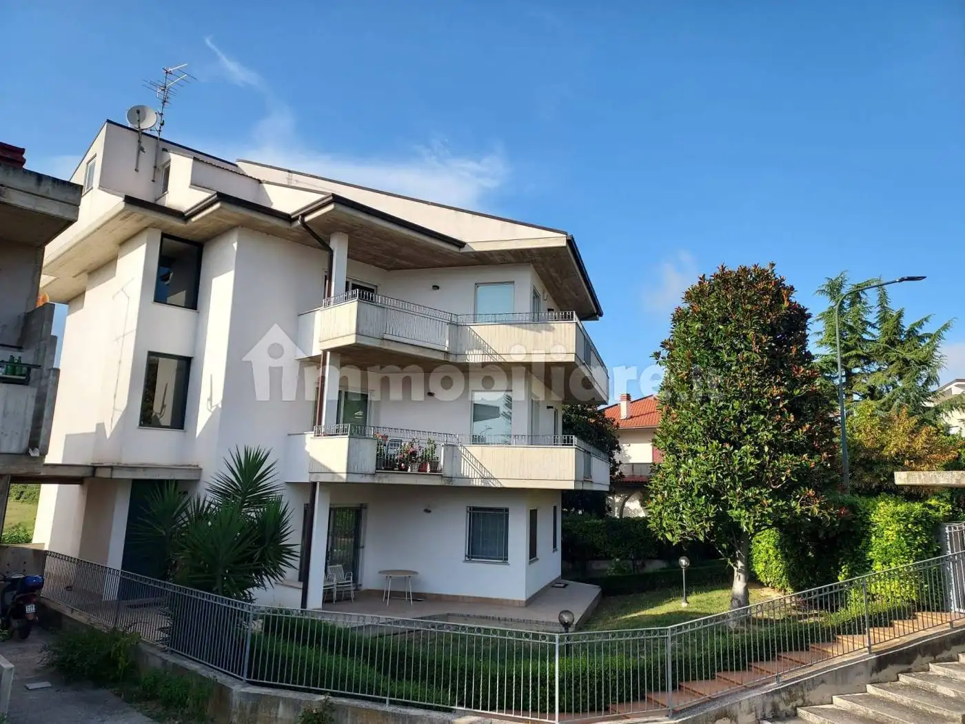 Casa indipendente in vendita a Roseto degli Abruzzi