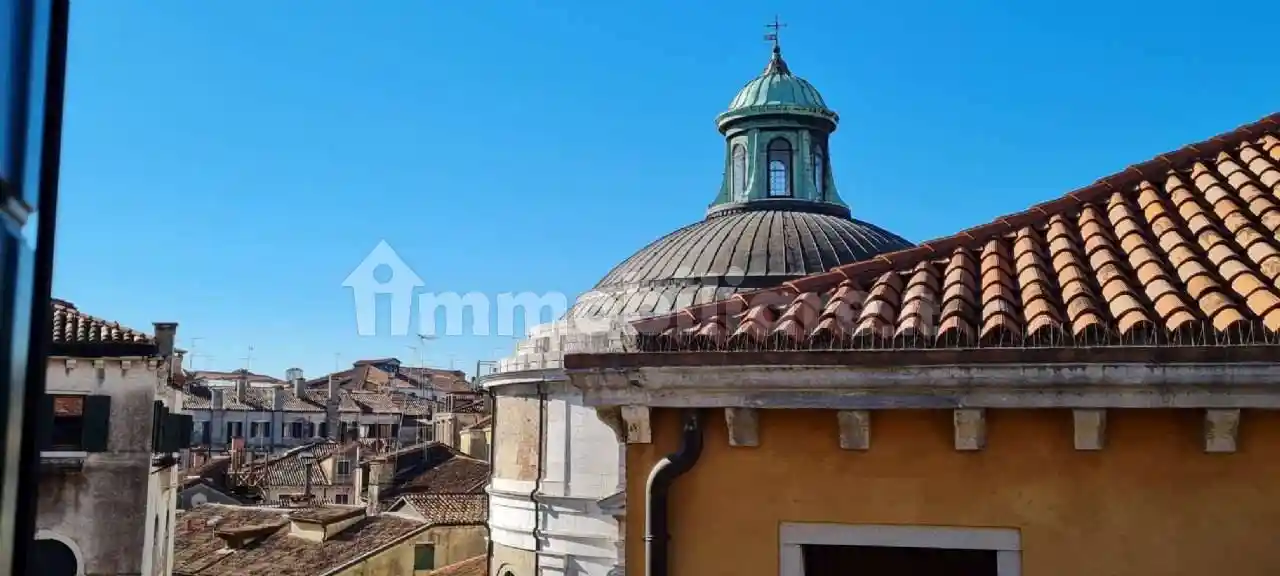 Appartamento in vendita a Venezia
