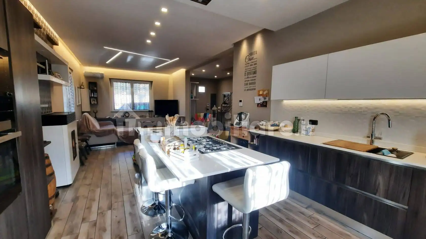 Casa indipendente in vendita a Prato