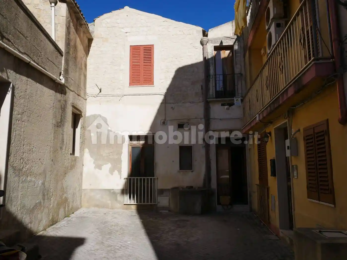 Palazzo - Edificio in vendita a Modica