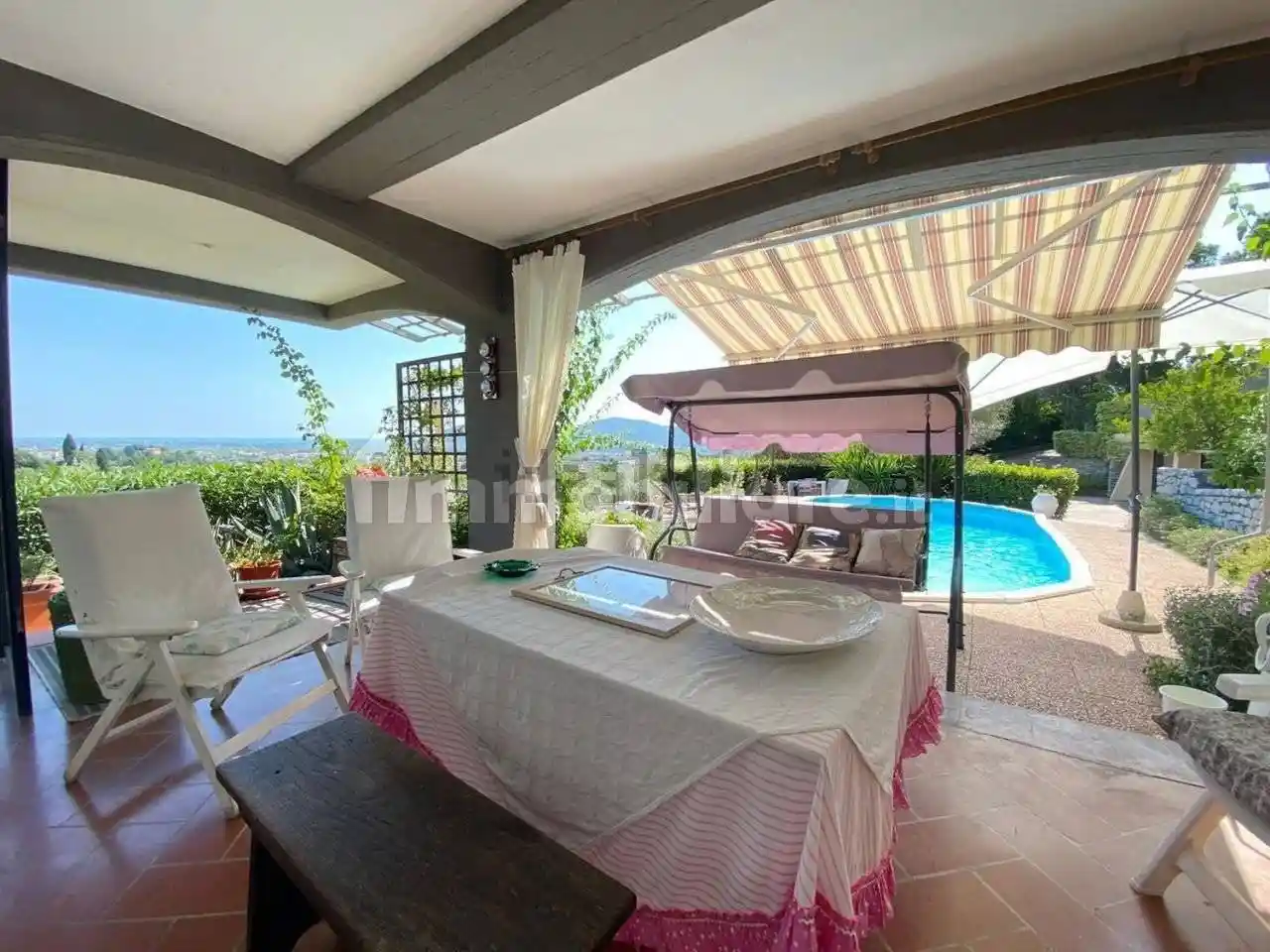 Villa in vendita a Castelnuovo Magra