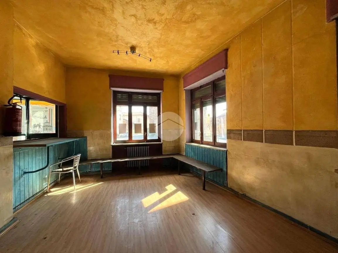 Casa indipendente in vendita a Benna