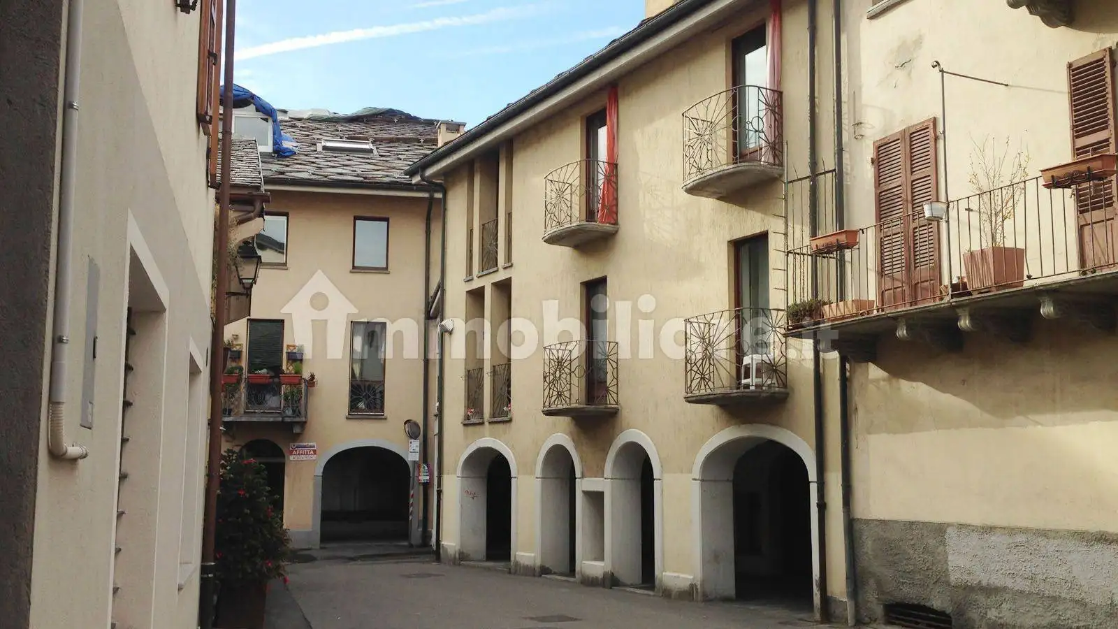 Trilocale via Malherbes 32, Centro, Aosta - foto 2