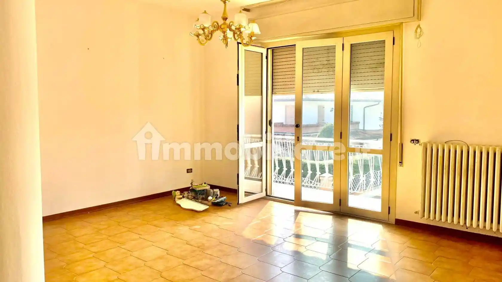 Palazzo - Edificio in vendita a Carpi