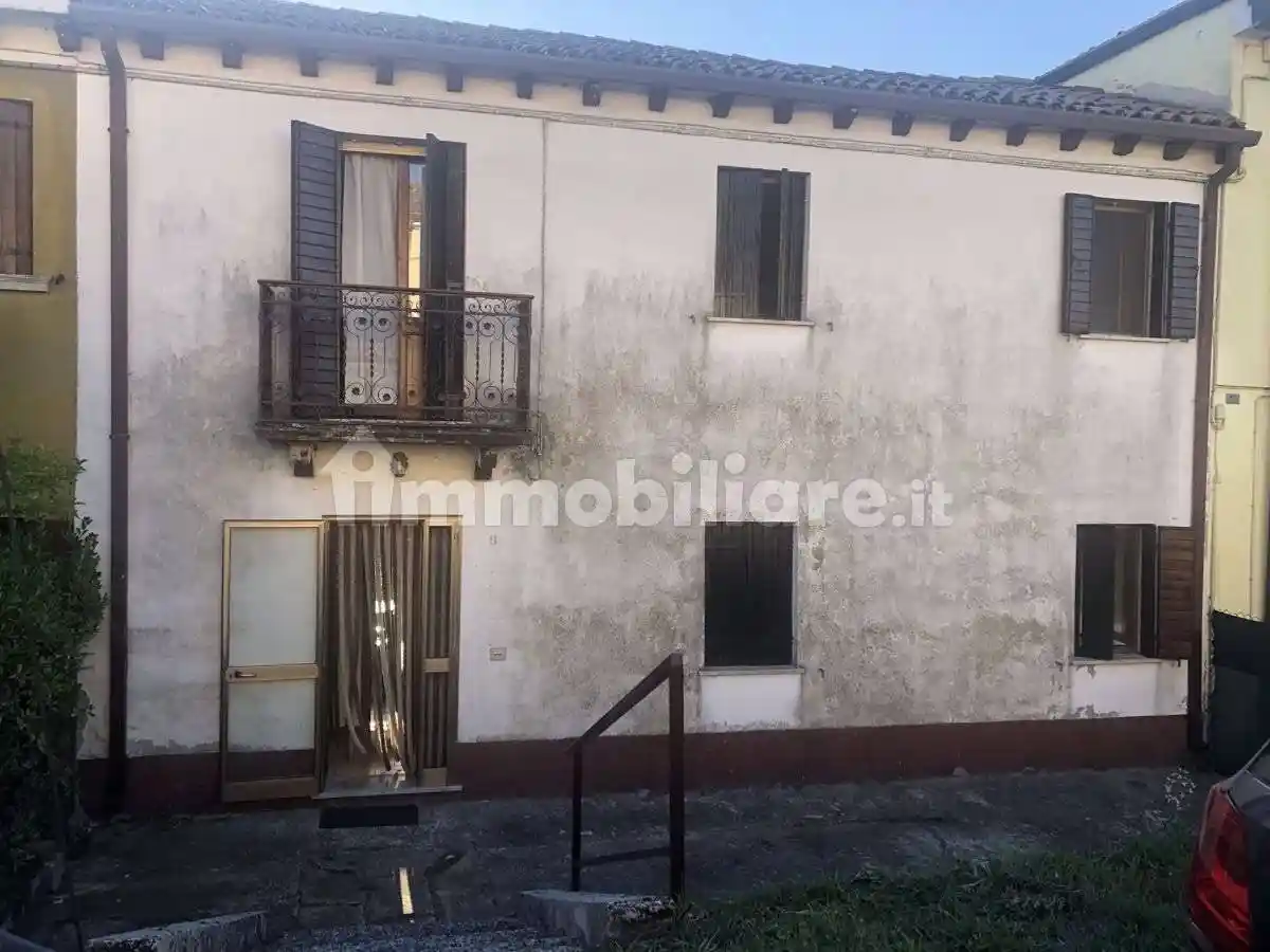 Casa indipendente in vendita a Adria