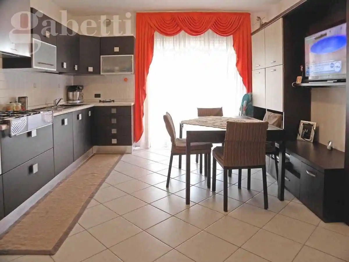 Appartamento in vendita a Trecastelli