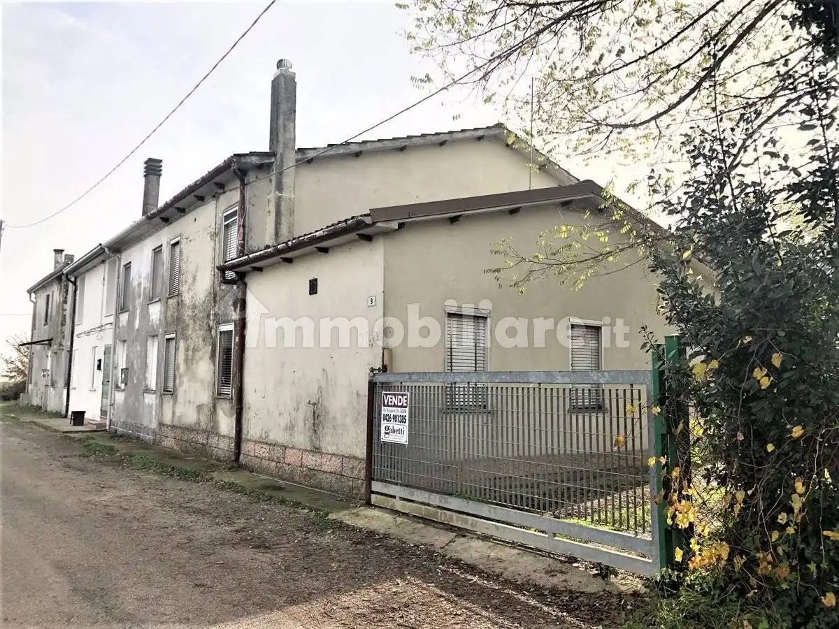 Casa indipendente in vendita a Villanova Marchesana