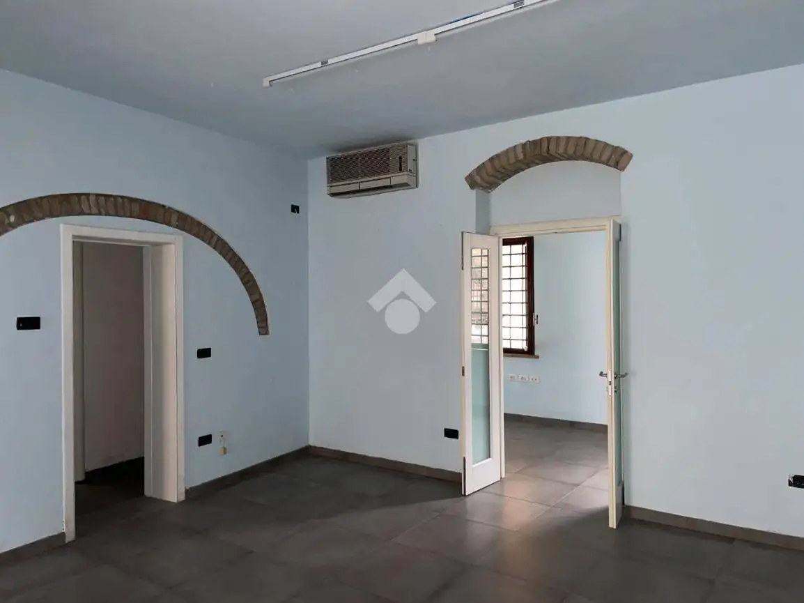 Quadrilocale via Canneti 206, Centro, Acquanegra sul Chiese - foto 2