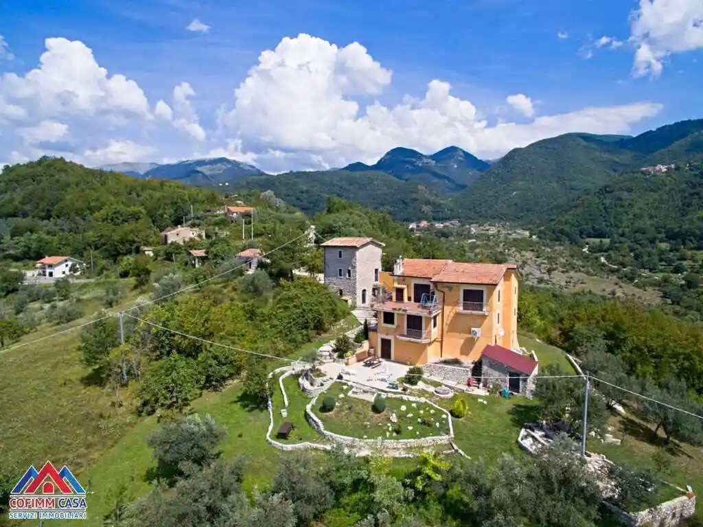 Casa indipendente in vendita a Picinisco