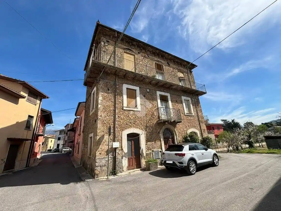 Palazzo - Edificio in vendita a Sora