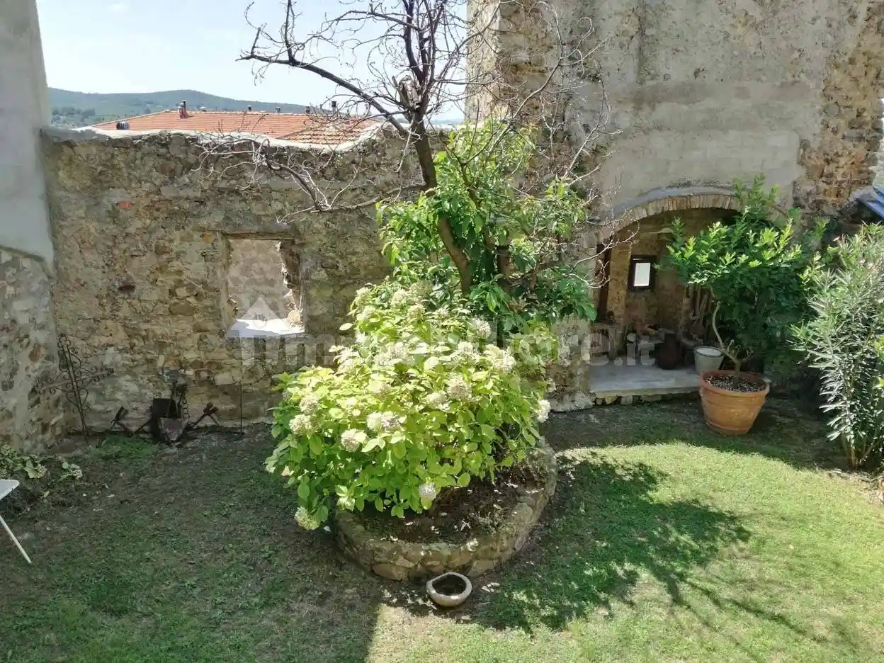 Appartamento in vendita a Manciano