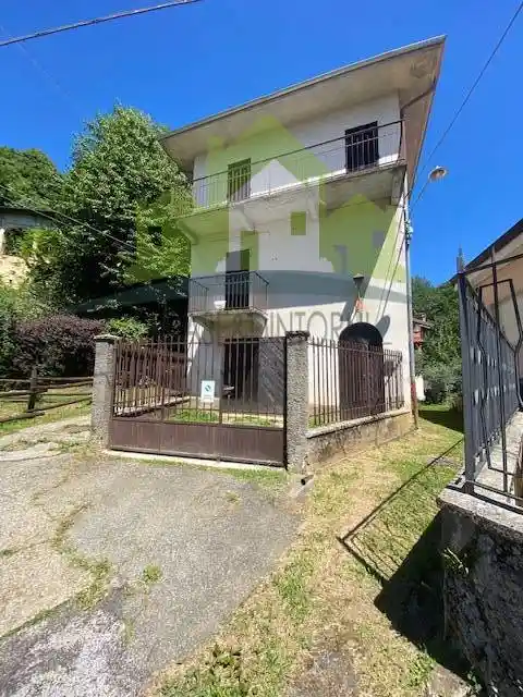 Casa indipendente in vendita a Cellio con Breia