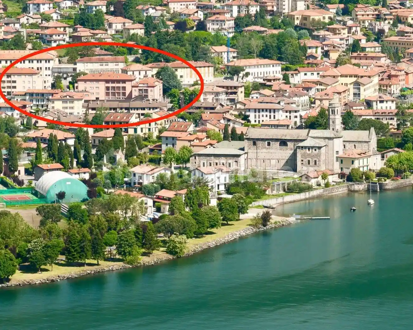 Appartamento in vendita a Gravedona ed Uniti