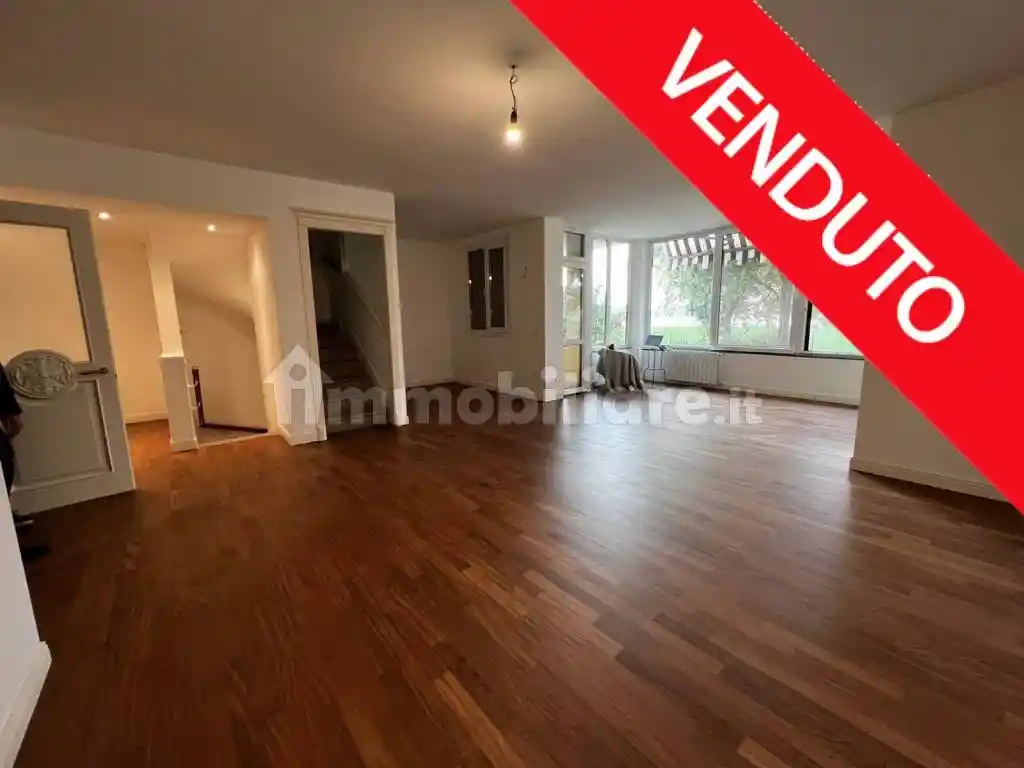 Villa in vendita a Basiglio