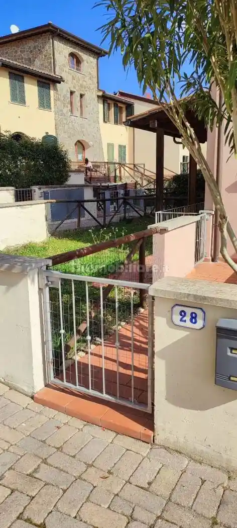 Appartamento in vendita a Monteriggioni