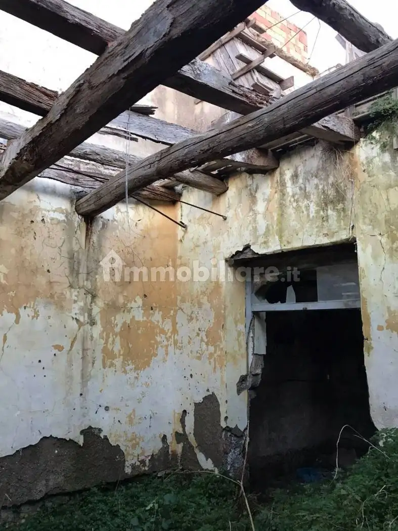 Rustico - Casale in vendita a Pastorano