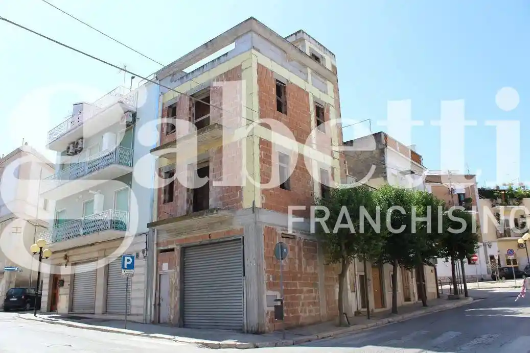 Rustico - Casale in vendita a Canosa di Puglia