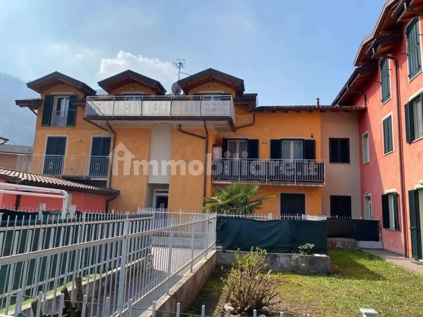 Appartamento in vendita a Lavena Ponte Tresa