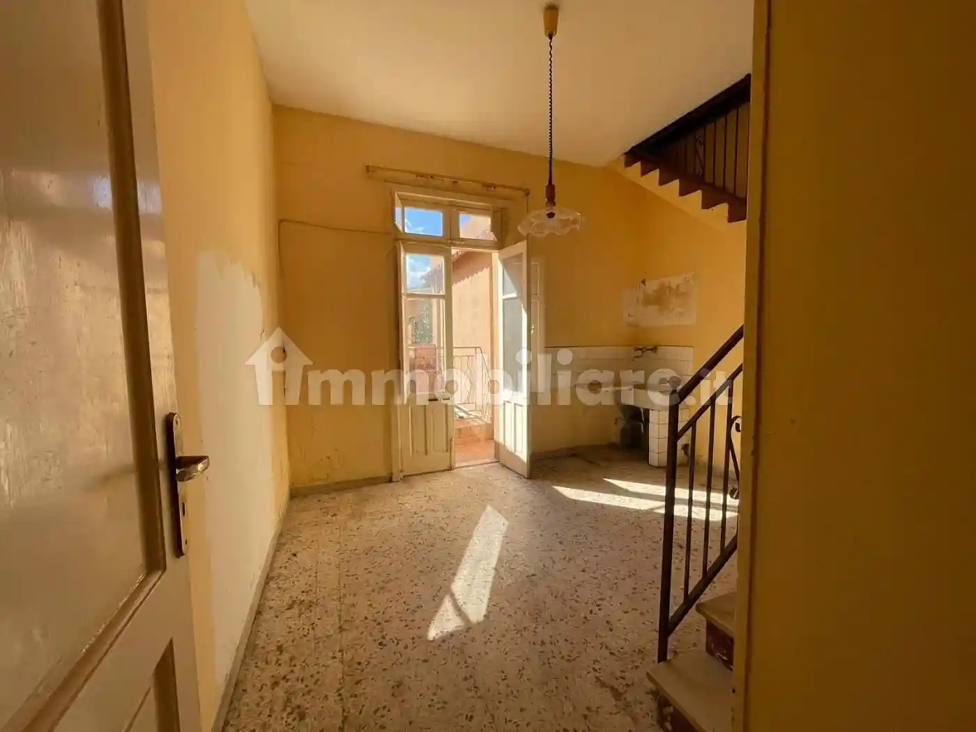 Casa indipendente in vendita a Barcellona Pozzo di Gotto