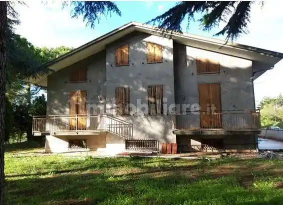 Rustico - Casale in vendita a Fano
