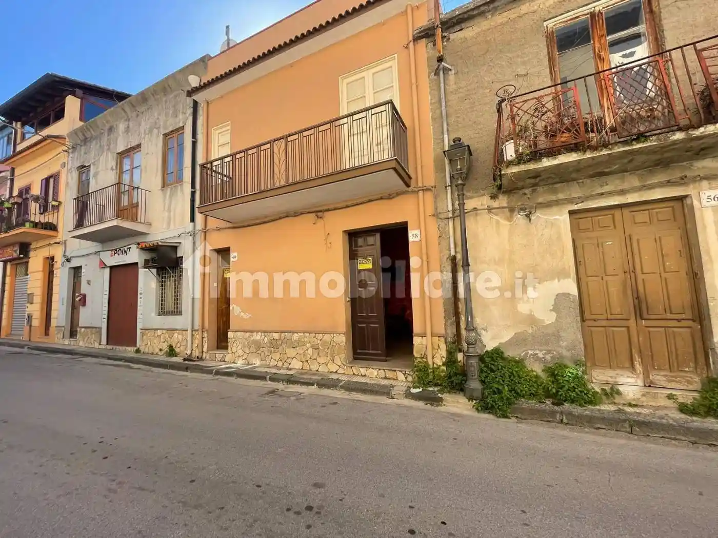Casa indipendente in vendita a Barcellona Pozzo di Gotto