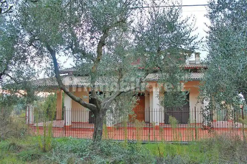 Villa in vendita a Torrita di Siena