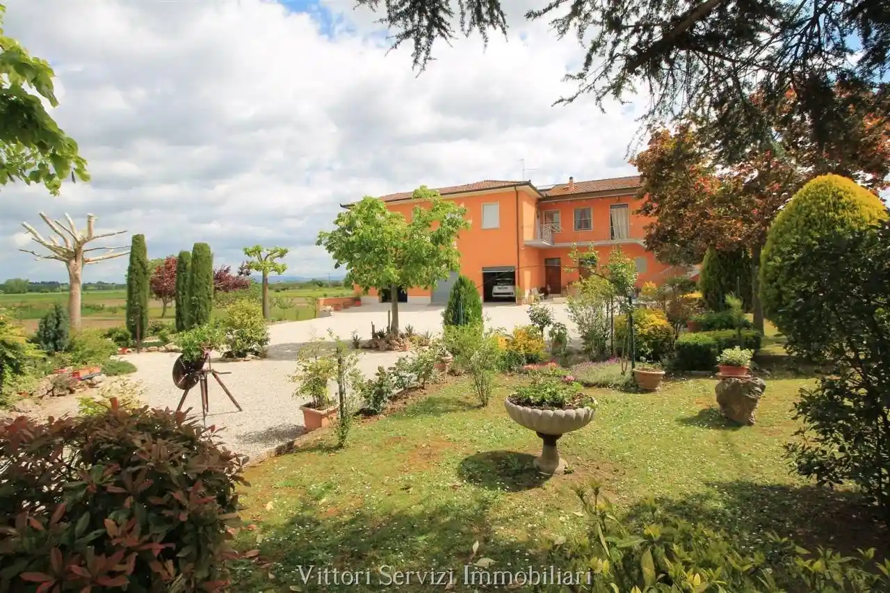 Rustico - Casale in vendita a Torrita di Siena
