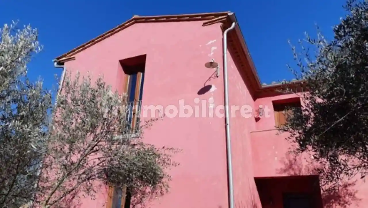 Palazzo - Edificio in vendita a Terranuova Bracciolini